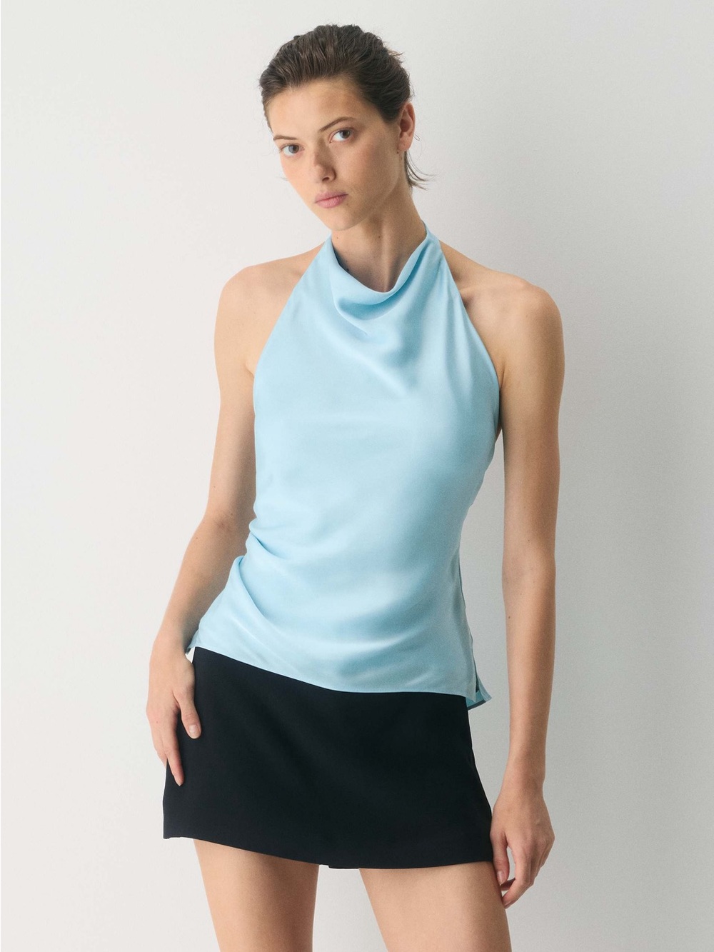 NWT aritzia Audience Satin Halter Top Panorama Blue size 4